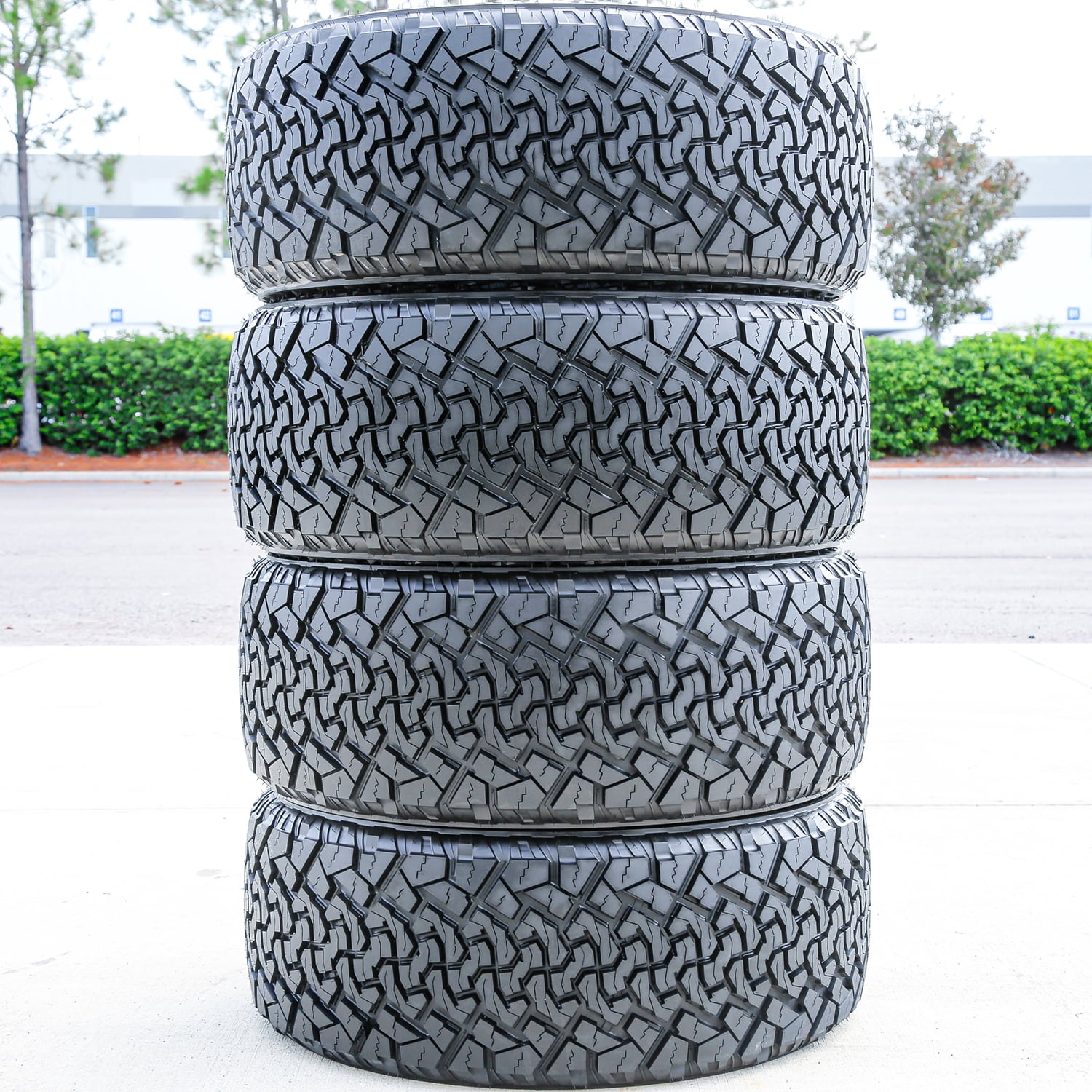 4 New Venom Power Terra Hunter X/T Tires – 37X13.50R24 Load Range F, 12 Ply
