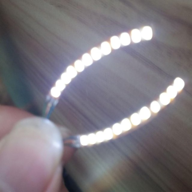 Lámpara LED luminosa para pestañas, modo ajustable, luces nocturnas intermitentes para pestañas postizas, pestañas postizas sin injerto para Halloween (blanco)