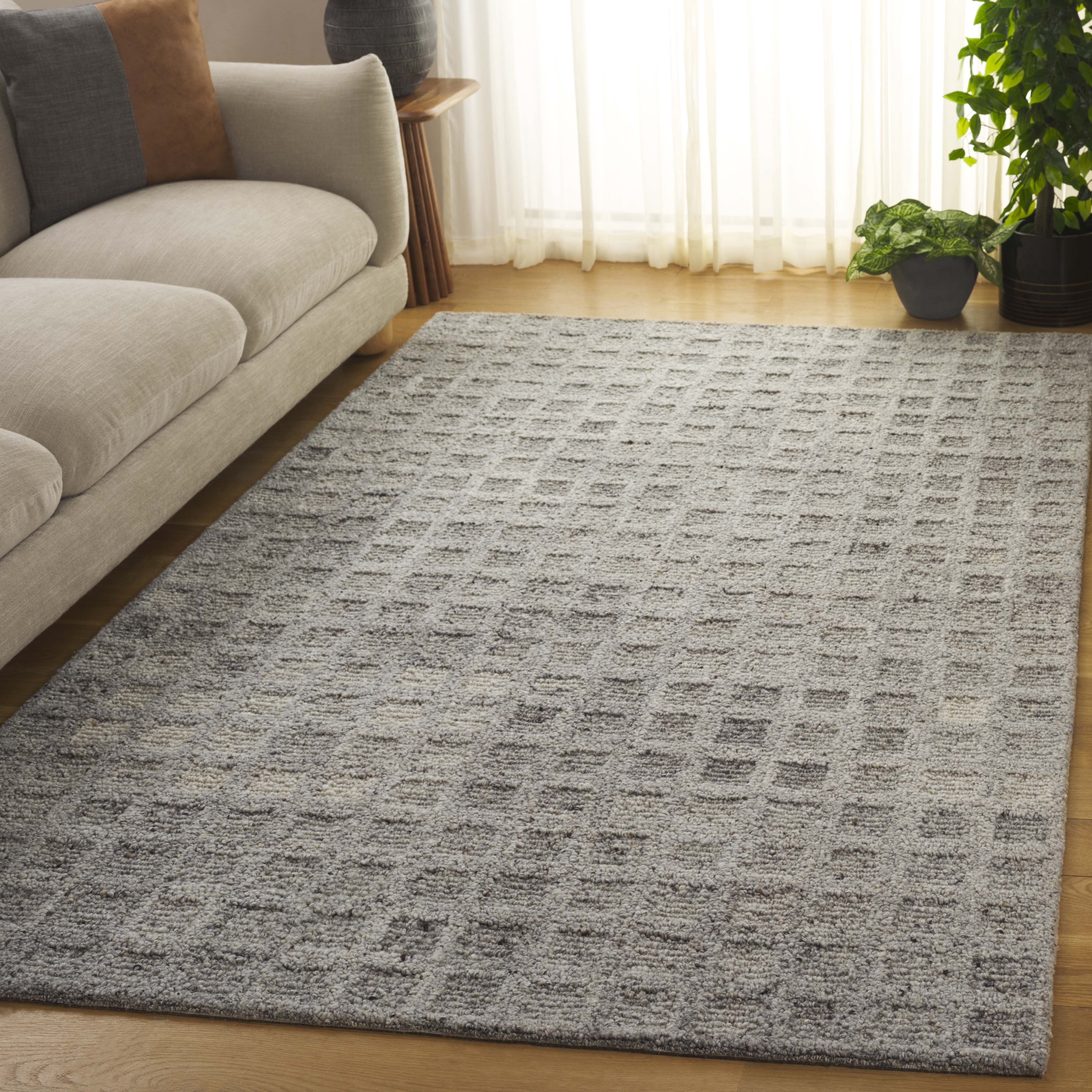 SAFAVIEH Pine Roland Geometric Area Rug, Taupe, 3' x 5'