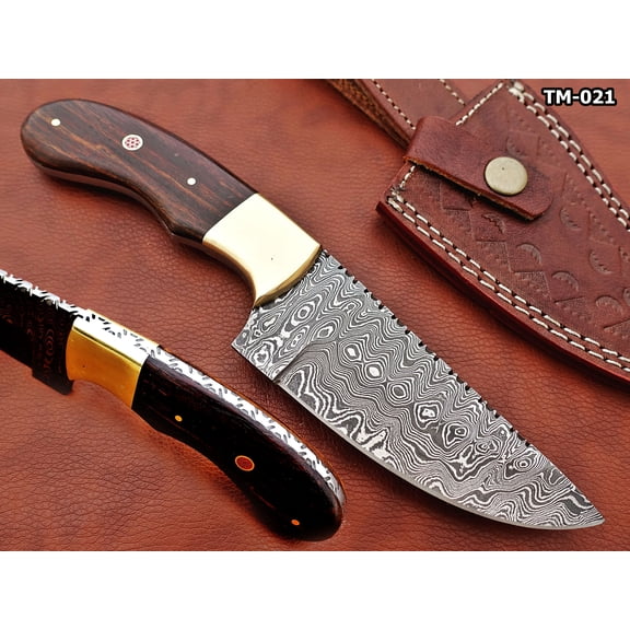 Damascus steel Rain drop pattern straight back blade 9.5" skinning knife with 4.75" long full tang blade, Walnut wood scale with Brass bolster, includes Cow hide Leather sheath (Walnut Wood)
