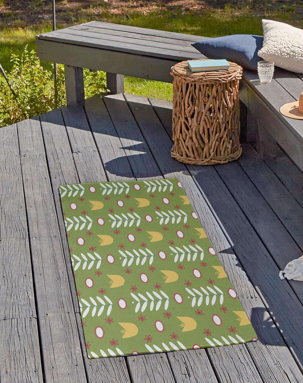 24" 36" Simply Daisy Spring Garden Scandinavian Chenille Area Rug, Apple Green