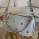 thumbnail image 5 of Y2K Carrying Bolso Elegante Axilas Axila en, 5 of 9