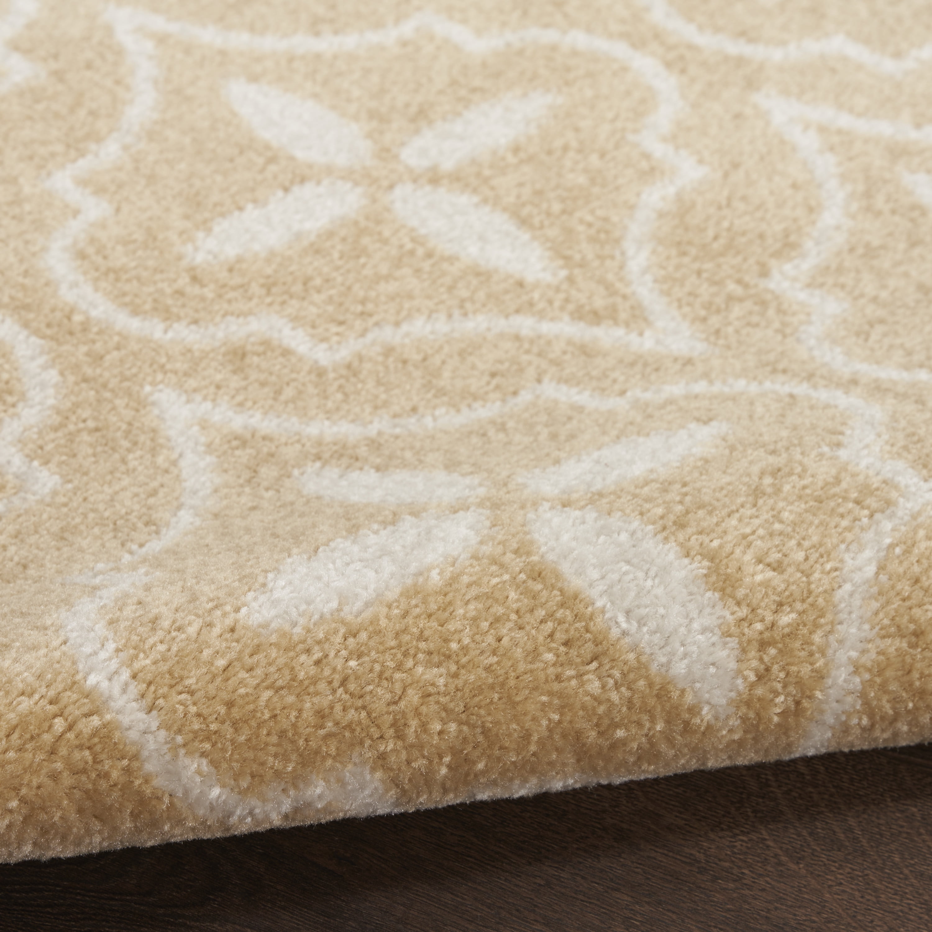 Nourison Essentials Outdoor Beige Ivory 6' x 9' Area Rug (6x9)