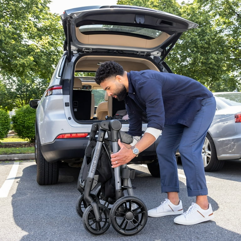 Evenflo Pivot Xpand Black Travel System with LiteMax Infant Car Seat,  Ayrshire - Walmart.com