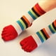 thumbnail image 3 of Calcetines de cinco dedos para mujer, de algodón, con rayas de colores (rojos), 3 of 7