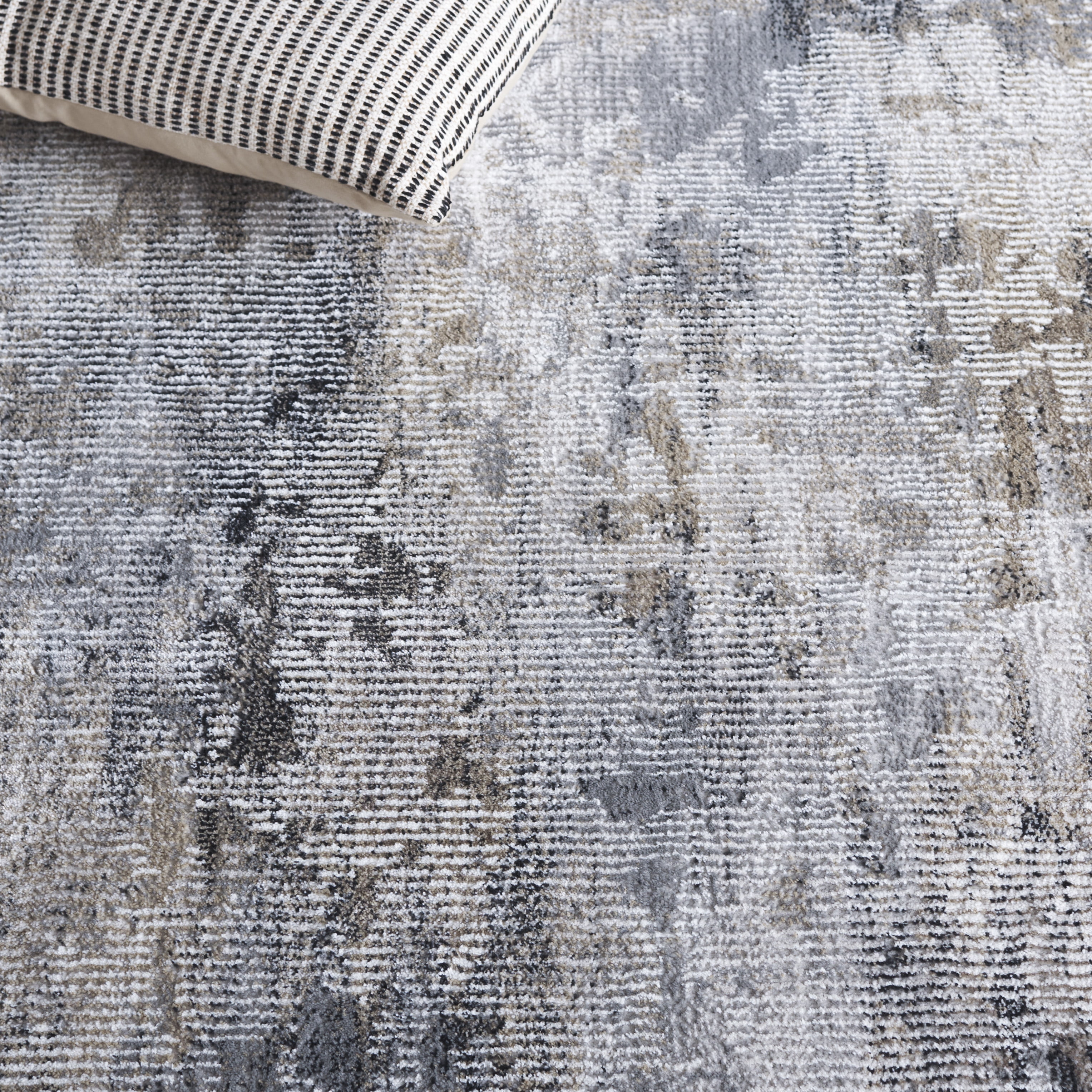 SAFAVIEH Slate Cynthia Distressed Area Rug, Grey/Brown Ivory, 8' x 10'