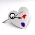 thumbnail image 1 of Miamay Paleta de maquillaje en forma de corazón Paleta de mezcla de artista cosmético para decoración de uñas de acero inoxidable con una herramienta de espátula, 1 of 5