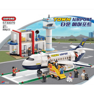Comprar Set de Construcción Avión de Pasajeros de Juguete LEGO City Airport  · LEGO · Hipercor