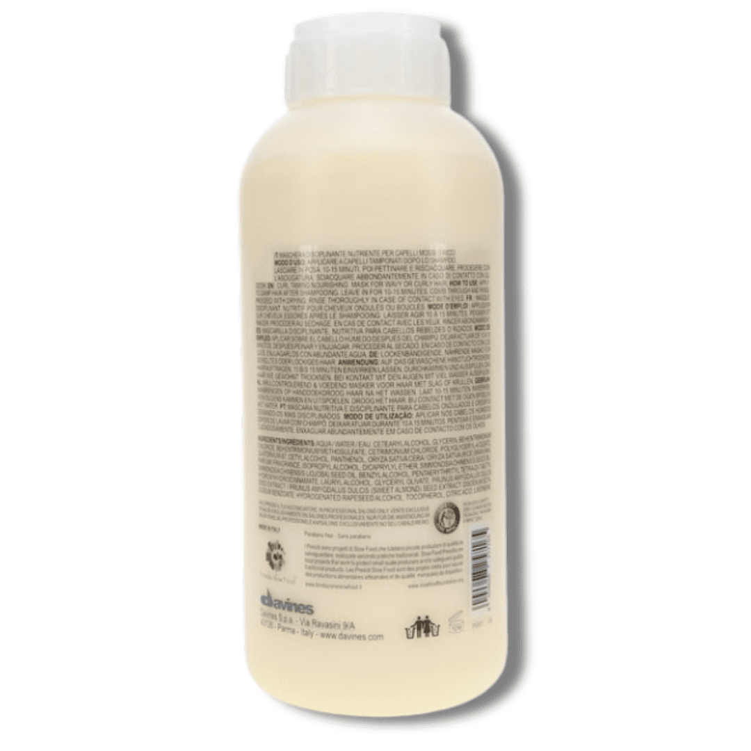 Davines LOVE Curl Mask for Nourished and Workable Curls, Hydrate & Soften 33.8oz