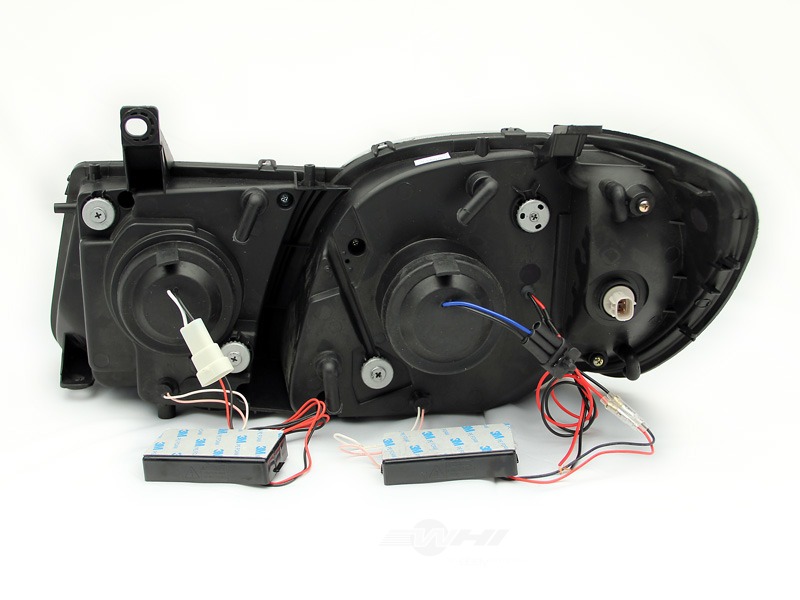 Anzo Projector Headlight Set with Halo - 111170 Fits select: 1998-2007 LEXUS LX