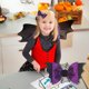 thumbnail image 4 of Horquillas para disfraz de Halloween para mujeres y niñas, horquillas con purpurina de telaraña para Halloween, accesorios para peinados de cosplay de Halloween, horquillas para fiestas y bailes, horq, 4 of 6