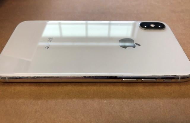 Apple iPhone X 256GB Unlocked, Silver, A Grade, Tested & Warranty