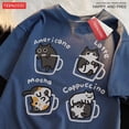 thumbnail image 4 of Camiseta holgada de manga corta de verano a la moda de algodón puro con café de gato para hombres y mujeres, camisetas originales de Mocha Latte Cats Three Flowers Fun Cat, 4 of 5