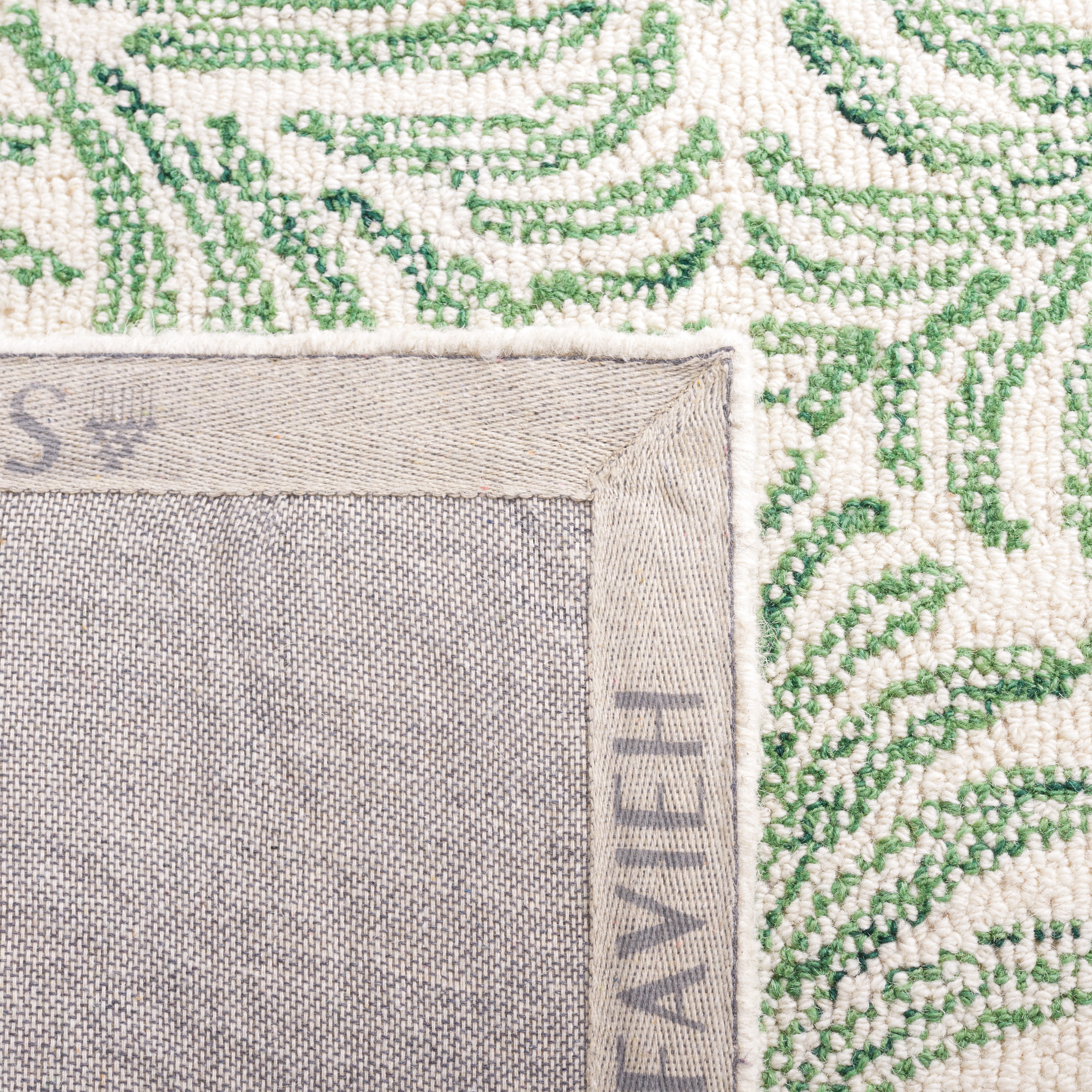 SAFAVIEH Martha Stewart Jardin Hyram Floral Runner Rug, Ivory/Green, 2'3" x 8'