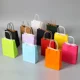 thumbnail image 2 of 10/20/30/50 piezas Mini bolsa de papel Kraft pequeña con asas Bolsa de regalo para festivales Bolsas de compra de dulces de alta calidad, 2 of 5