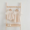 thumbnail image 2 of Trajes de hermana de verano de estilo coreano, vestido de princesa de malla con flores bordadas para niñas, mono de manga corta para bebés, ropa para niños, 2 of 6
