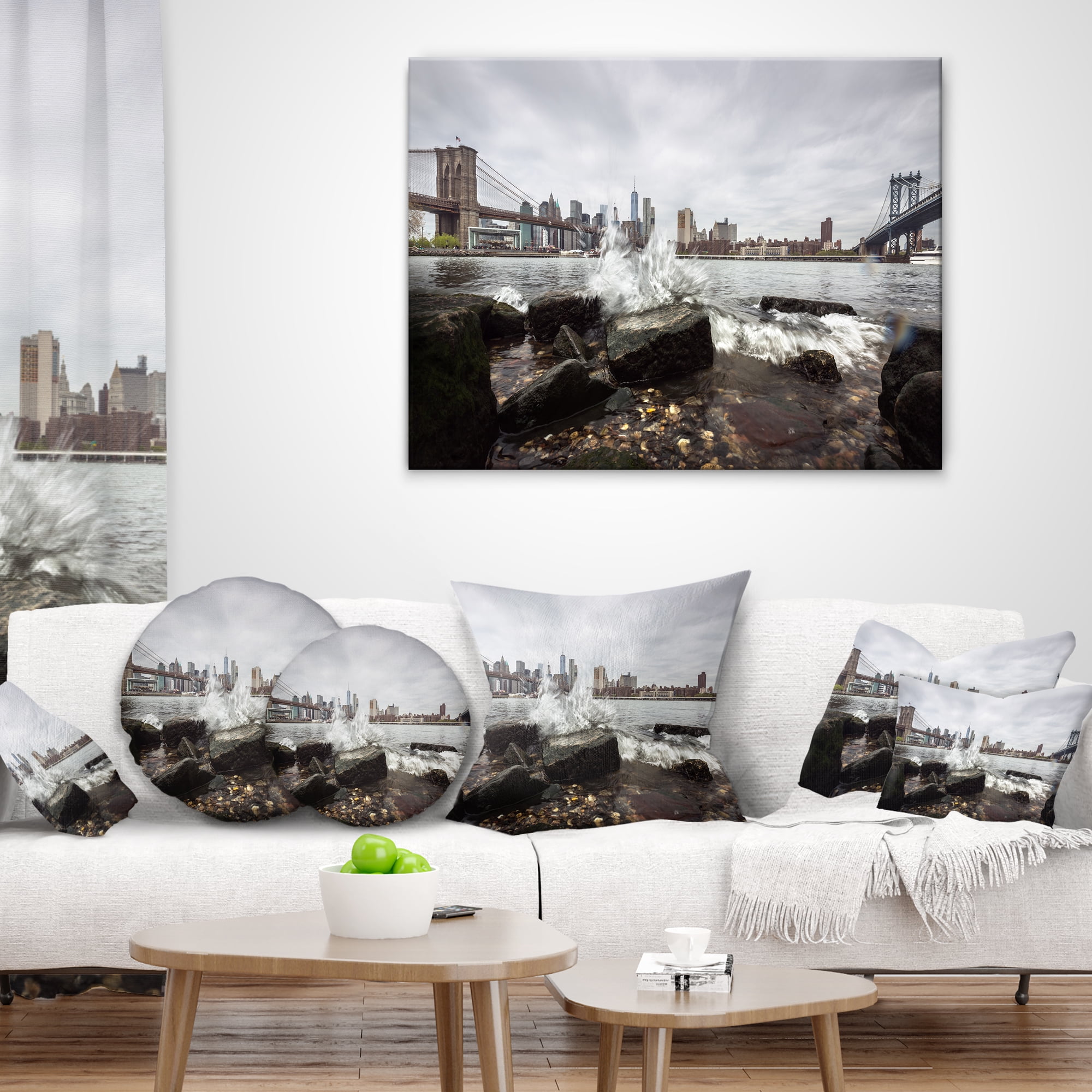 Designart Skyline with Brooklyn Manhattan Bridges - Cityscape Throw Pillow - 16x16