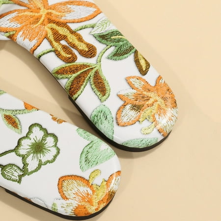 

NECHOLOGY Pumpkin Slippers for Women Women Printed Flat Slippers Slip On Sandals Casual Fuzzy Slippers for Womens Closed Toe Yellow 10