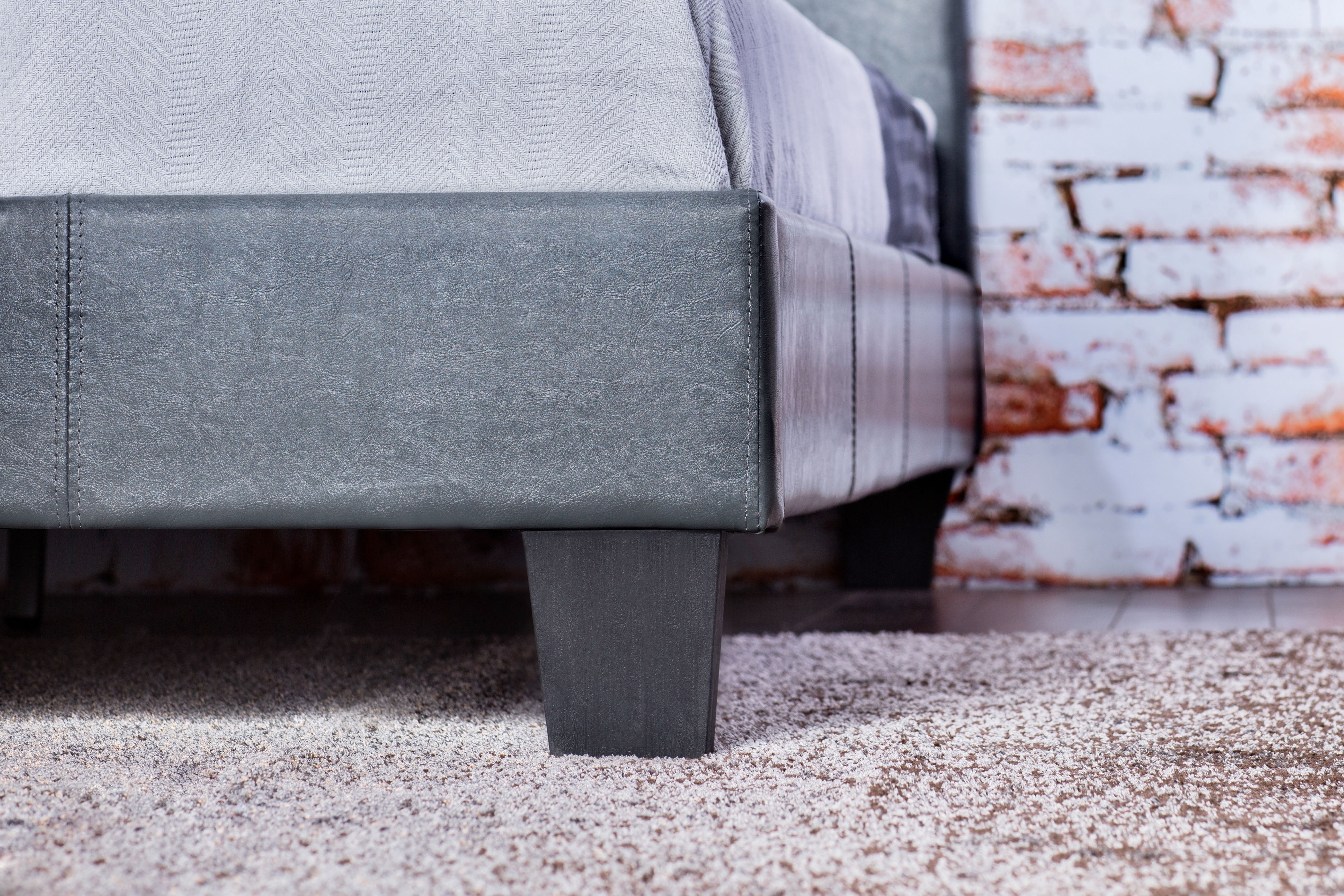Furniture of America Queen Size Platform Leatherette Bed with 10-Inch Mattress, Gray (Assembly Required)