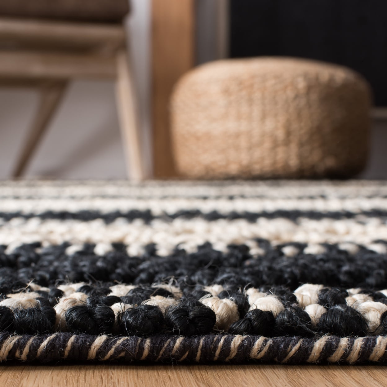 SAFAVIEH Natural Fiber Odran Striped Geometric Jute Area Rug, Black/Ivory, 5' x 8'