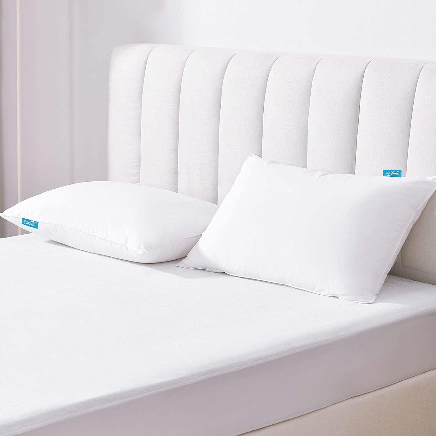 Biloban Pillow Protector Waterproof Queen Size Pillow Cases 4 Pack Skin-Friendly & Noiseless Pillow Encasement Zippered White Pillow Covers Machine Wash