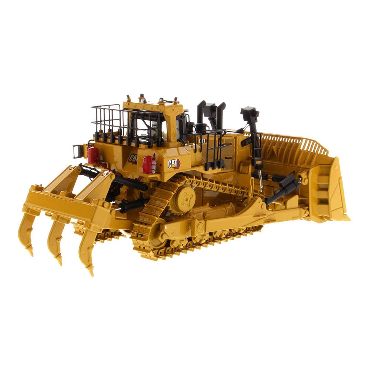 Caterpillar D11 Fusion Track Type Tractor 1:50 Scale Diecast 85604 - image 3 of 6