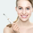 thumbnail image 4 of Cepillo de dientes inteligente con levitación para adultos – Suave, recargable, con 2 cabezales, para parejas, 4 of 6