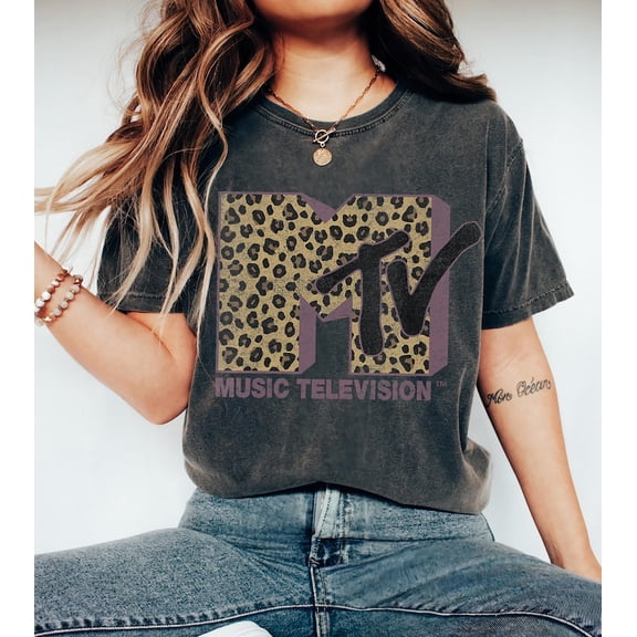 Womens Retro Leopard Print Graphic T-Shirt, Vintage 80s 90s Music Style Tee