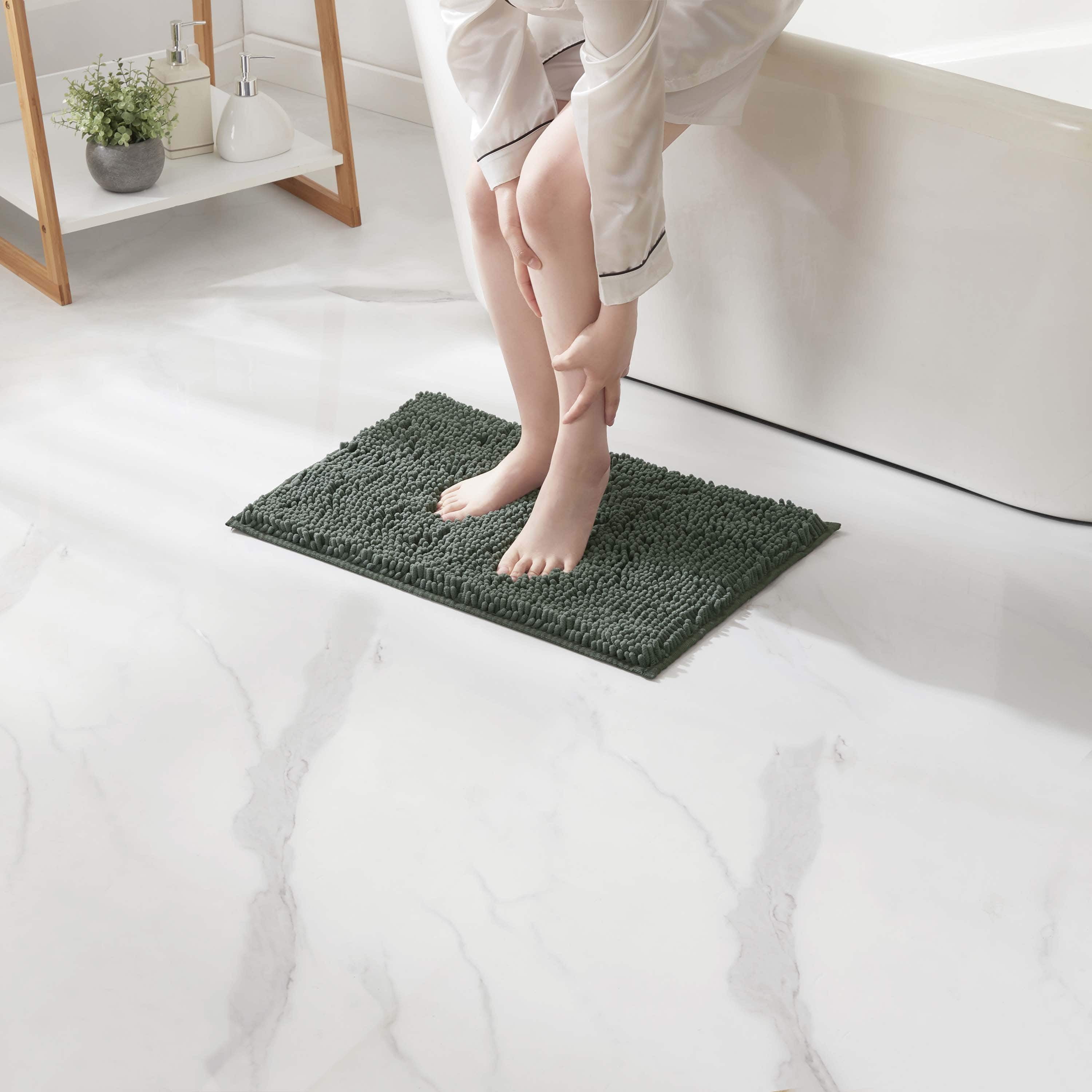 LammaLoe Bath Rug, Chenille Bathroom Rug, Absorbant Bath Mat For Bathroom Decor, Shower Mat 17x24 & 20x32 Pack