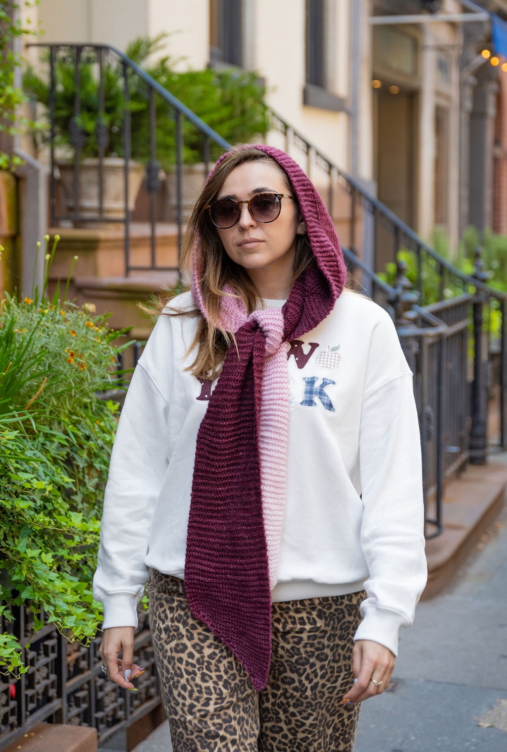 Fil Lion Brand Mandala Gradient Rose Clair, Fil acrylique ombré, 150g/ 270m, 1-CT