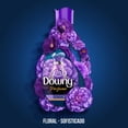 thumbnail image 3 of Suavizante de telas Downy Romance, perfume sofisticado toque de lírios y jazmín, 2.6 l, 3 of 5