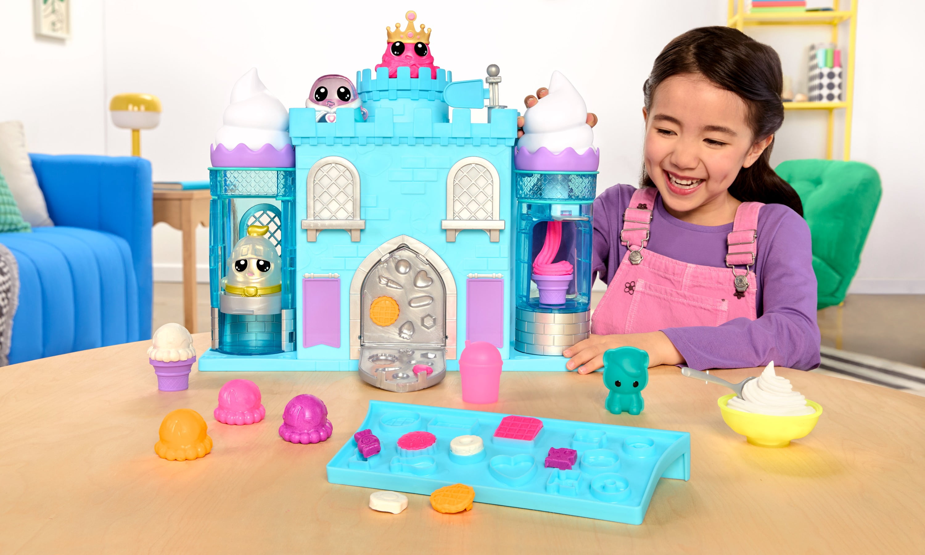 DohKins Ice Cream Castle with Princess & Knight - Scented Dough that Never Dries, Ages 3+