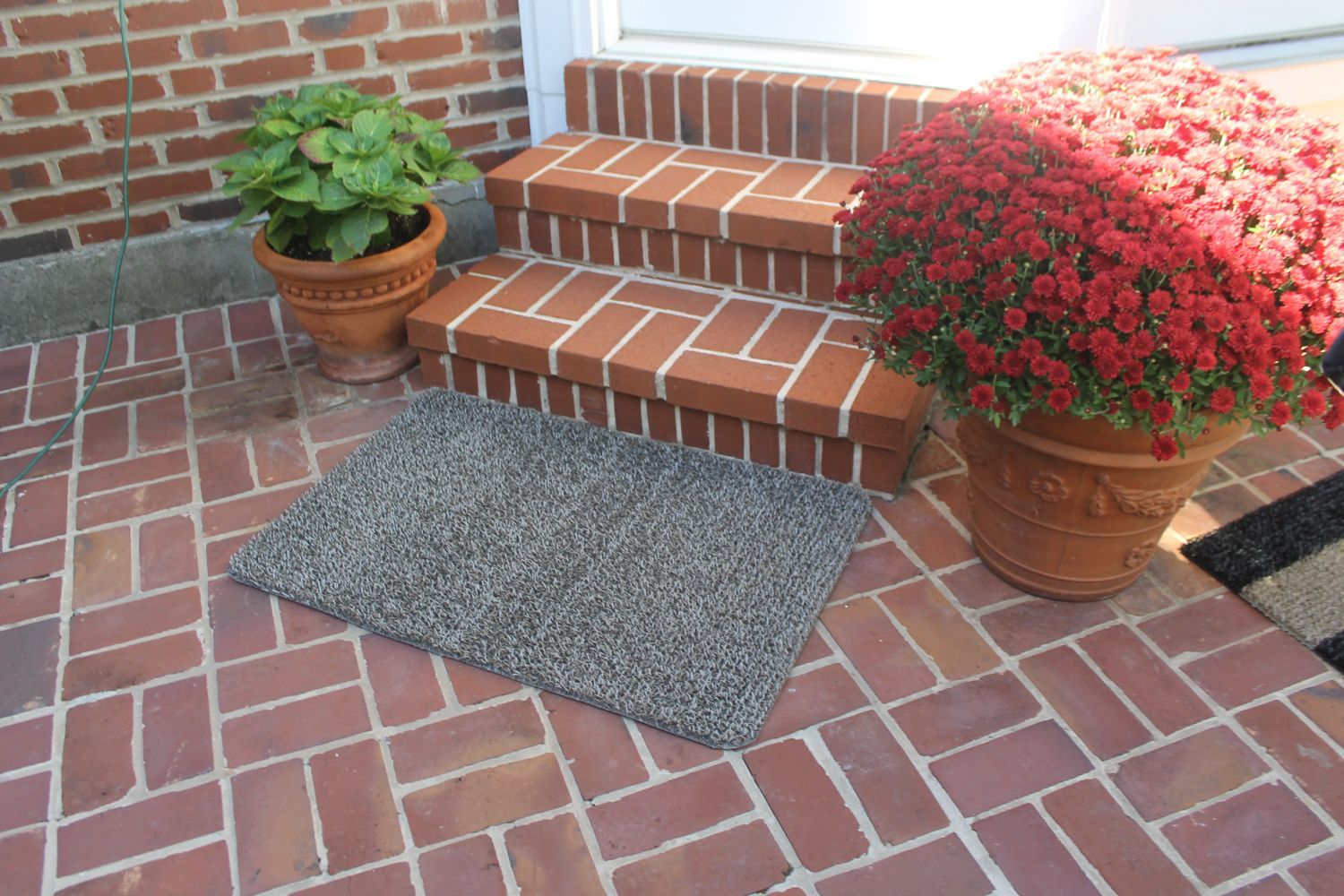 Clean Machine Classic AstroTurf Scraper Doormat 23.5 x 35.5 inch Earth Taupe Outdoor Use
