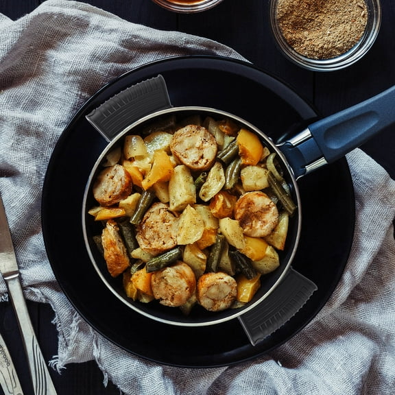 OATIPHO 2Pcs Black Silicone Pan Handle Covers Heat Insulation Protective Sleeve