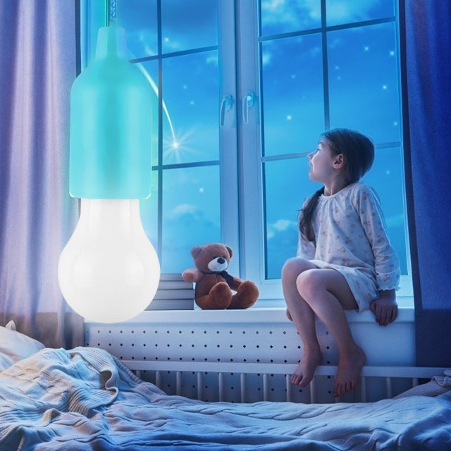 Bombilla LED colgante con cordón de tracción Bombillas alimentadas por batería Azul