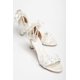 thumbnail image 1 of Dawn - Sandalias de novia de encaje color marfil con perlas crema 24 CM, 1 of 5