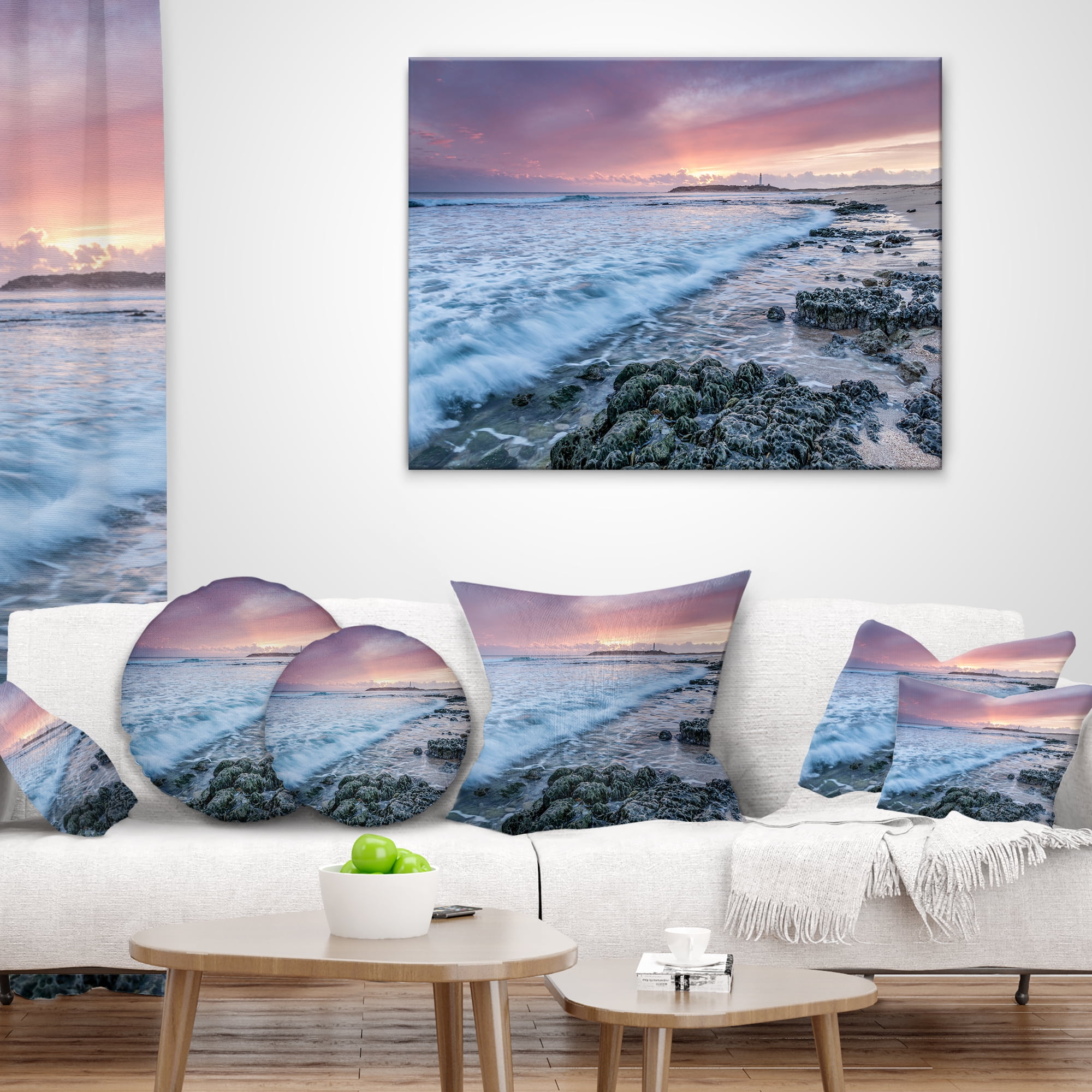 Designart Sunset on Cape Trafalgar Beach - Seascape Throw Pillow - 18x18
