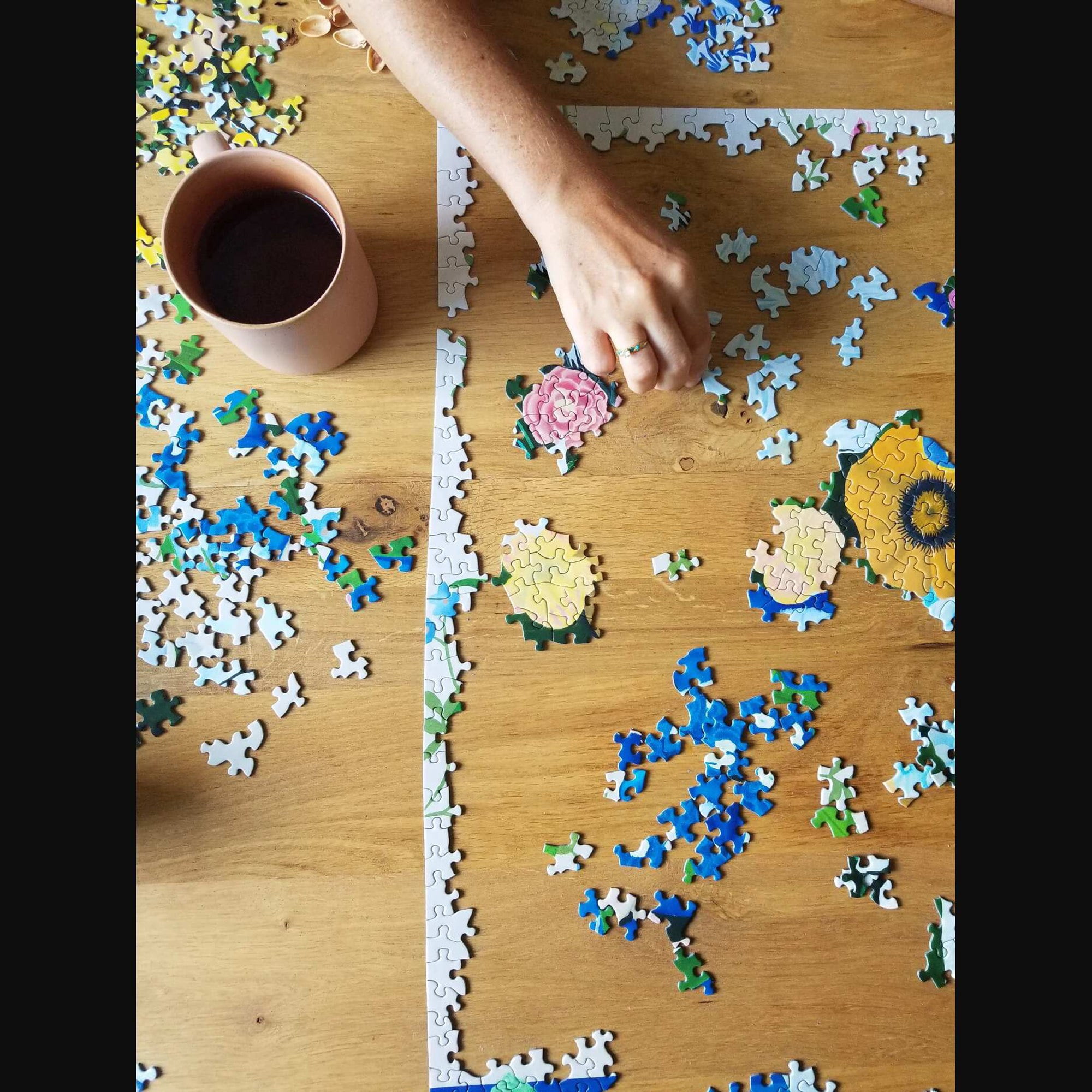 Kinstler: Bouquet with Cupcake (Dessert) 1000 Piece Jigsaw Puzzle for Adults