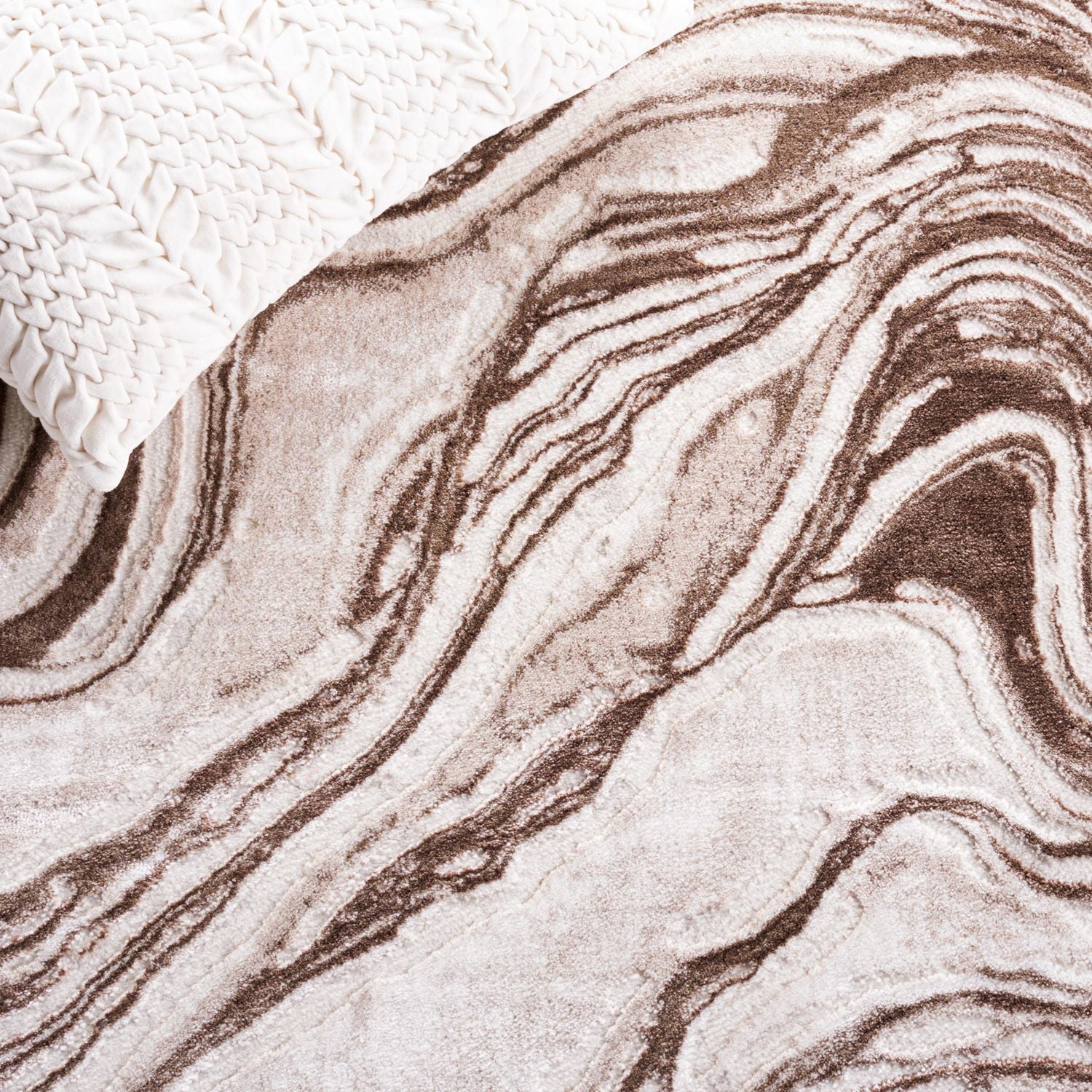 SAFAVIEH Meadow Joey Contemporary Area Rug