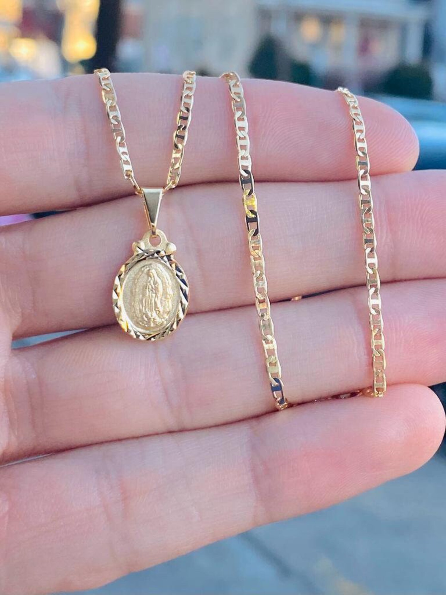 Primejewelry269 14 karat Gold Filled Virgen de Guadalupe Pendant Necklace Chain, 16"