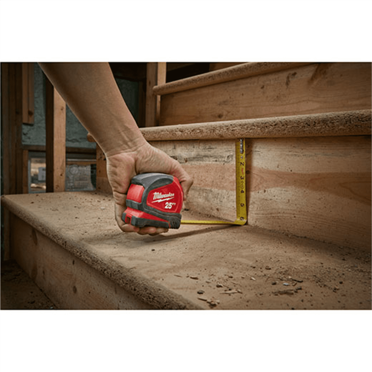 Milwaukee Tool 8m/26ft Compact Tape Measure