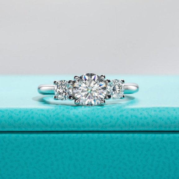 Silvago Jewel Brilliant 2.8 Ct Round Cut Diamond Wedding Anniversary Ring - Three Stone Diamond Ring - 14k Silver Engagement Ring - Diamond Jewelry for Women's - Anniversary Gift
