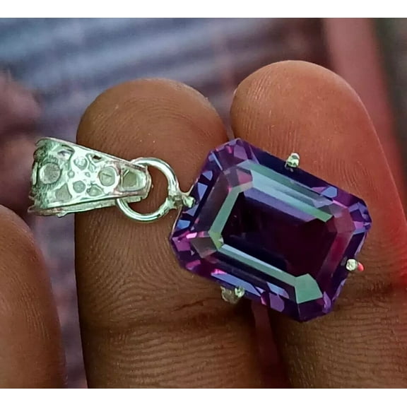 20 CT Color Change Alexandrite German Silver Pendant Emerald Cut Loose Gemstone