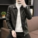 thumbnail image 4 of Chaqueta de cuero de terciopelo para hombre, forro polar de invierno, gruesa, cálida, nueva tendencia, chaqueta de cuero para motocicleta, abrigo de cuero cálido de moda para hombre, 4 of 4