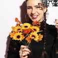 thumbnail image 3 of Tournesol d'Automne avec Roses et Feuilles d'Érable pour Arrangements Festifs et Centres de Table, 3 of 4