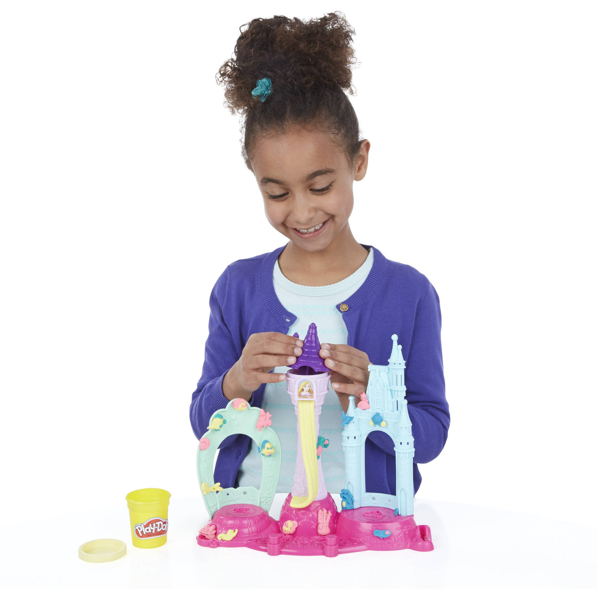 Play-Doh Disney Royal Palace Set with Cinderella, Ariel & 4 Cans of Play-Doh