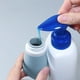 thumbnail image 5 of Botella de Champú de Silicona para Viaje de 60 Ml | Recipiente Reutilizable y Portátil para Gel de Ducha | Botella Dispensadora Abatible Antifugas para Loción, Jabón y Cosméticos | Botella Ligera y F, 5 of 6