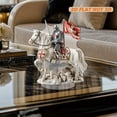 thumbnail image 4 of Une Pièce Acrylique Rotative Mettant en Vedette un Chevalier en Résine Détaillé en Armure sur un Cheval Blanc avec un Bouclier Croix Rouge et une Épée sur Fond de Château, 4 of 7