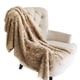 thumbnail image 1 of Throw Plutus Champagne Persa Chilla de piel sintética hecha a mano 60W x 84L color Marfil Gris, 1 of 2
