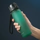 thumbnail image 3 of Botella de agua de plástico para deportes al aire libre, para viajes, fitness, deportes, gimnasio y senderismo, 3 of 5